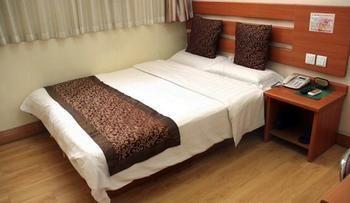 Tiandi Renhe Hotel Jinan Exteriör bild